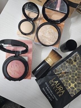 Laura Geller Pink Baked Blush & Powder Makeup Set